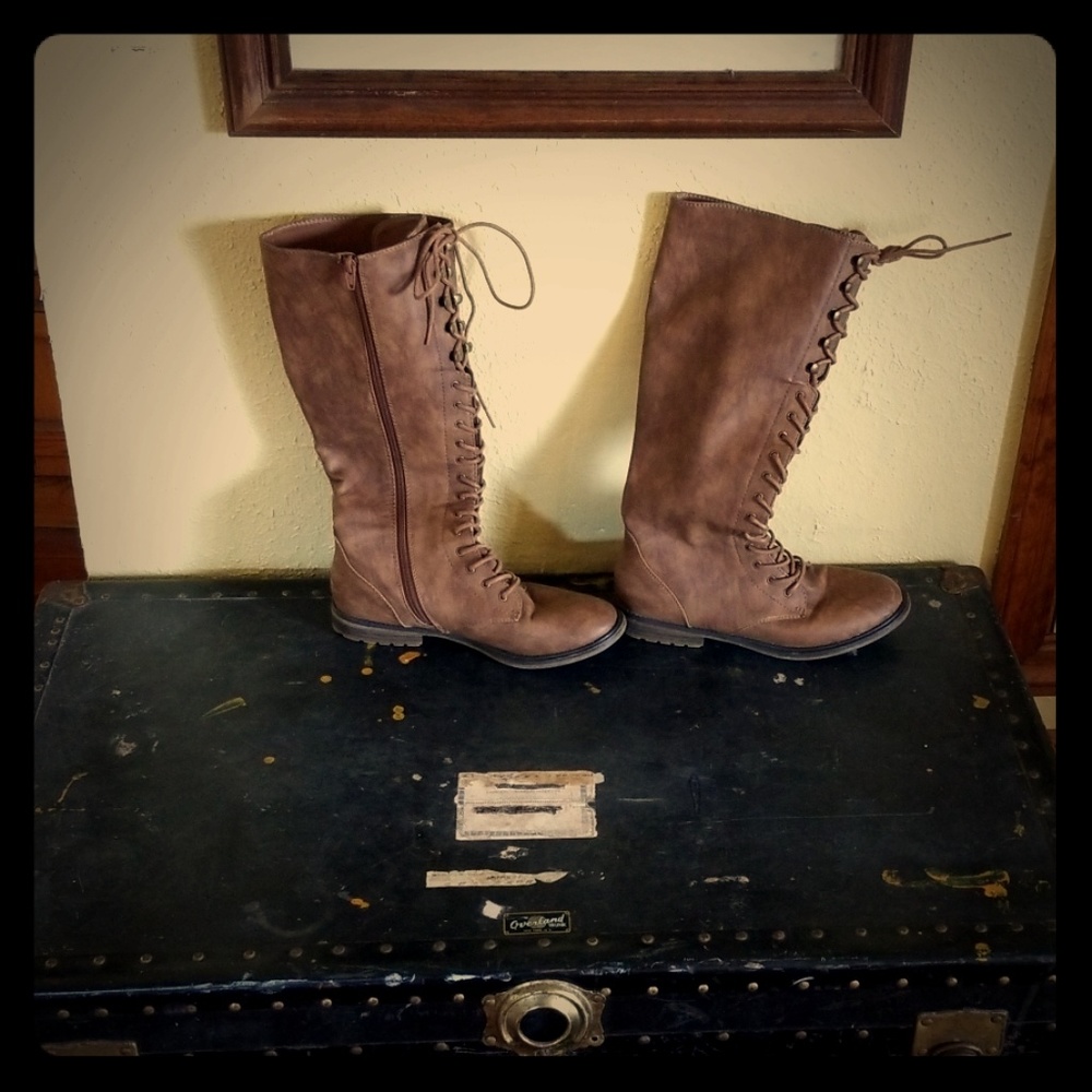 Light brown lace up faux leather fall knee boots